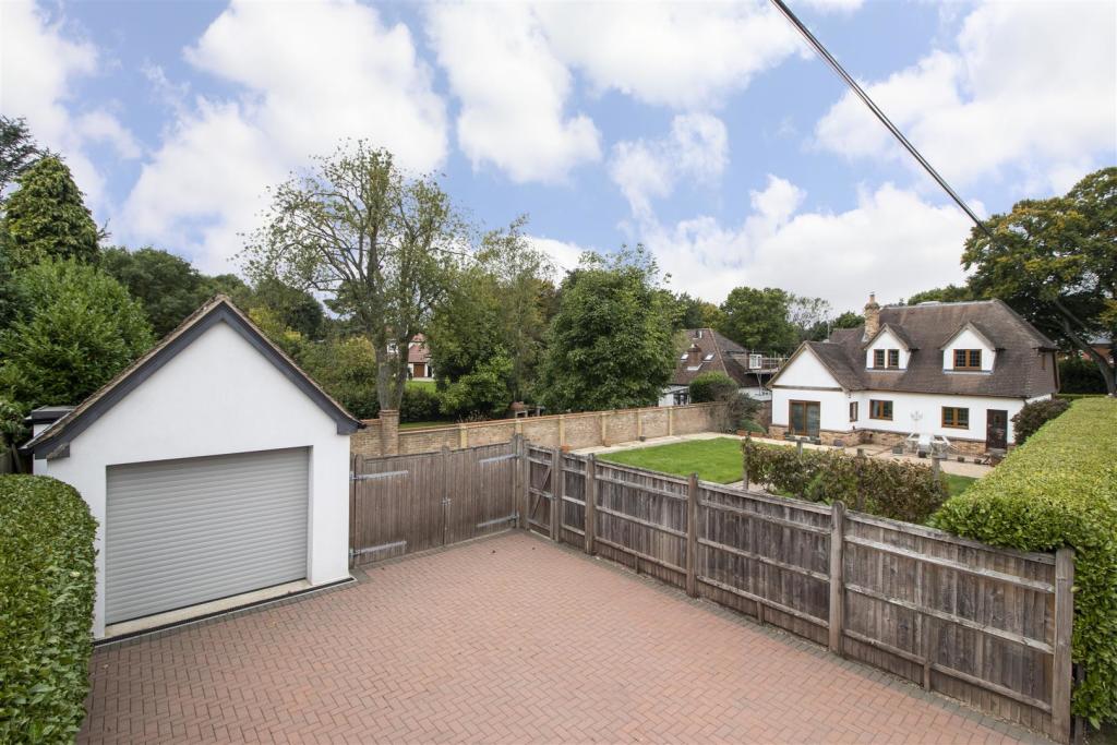 Detached Garage to Rear Elevation.jpg