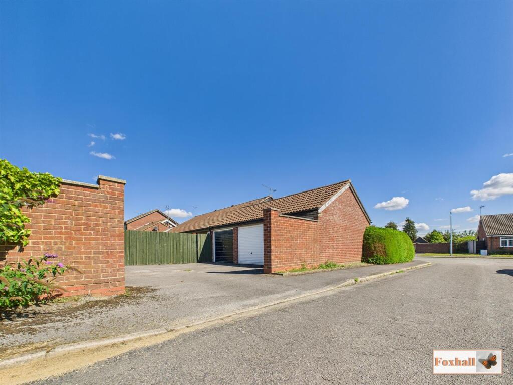 Garage &amp; Parking