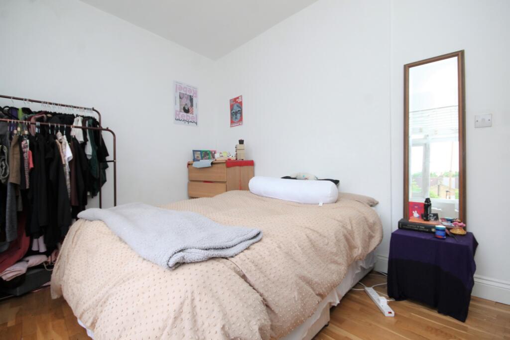 Bedroom2