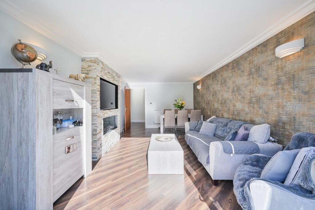 NUTCROFT GROVE,  (2).jpg