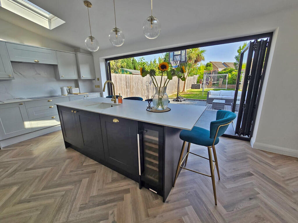 Kitchen (6)