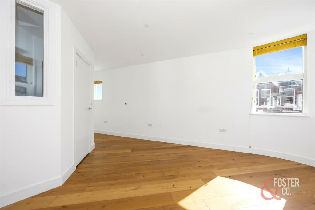 Stafford Road, 2b-012.jpg