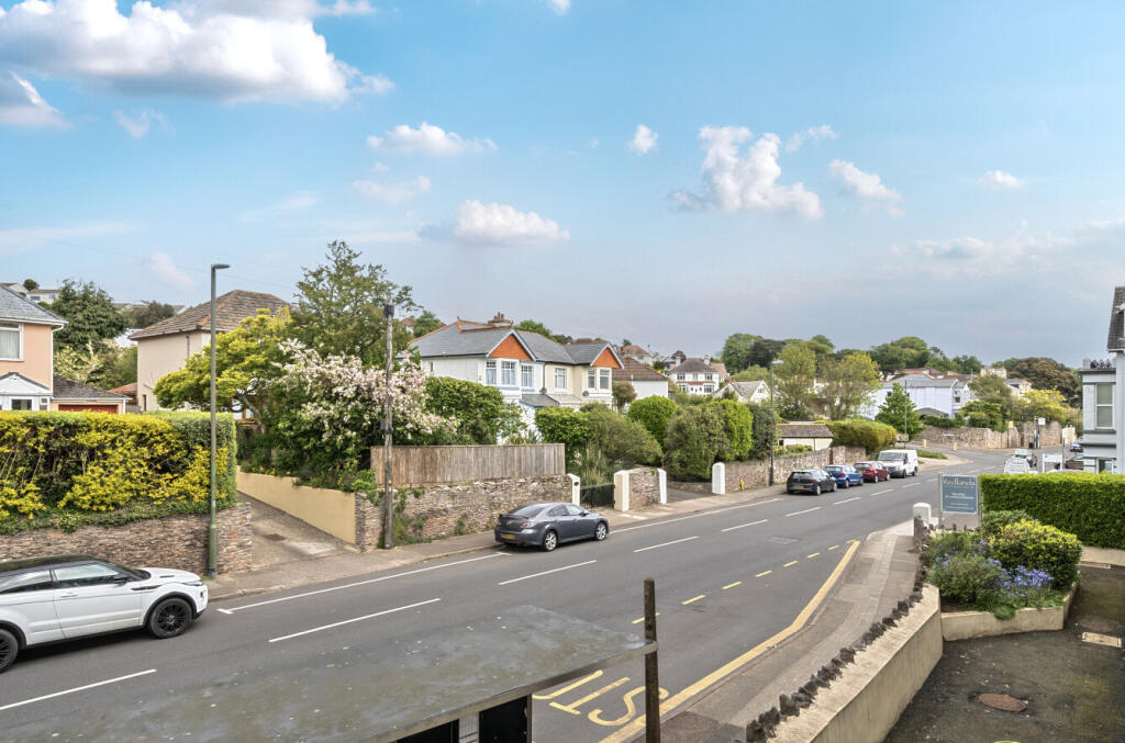 2-681c7d54578cd-1...