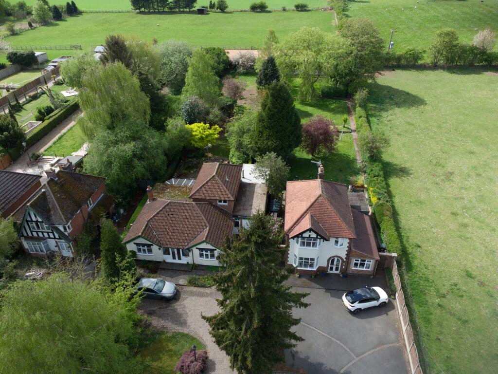 Drone of Plot