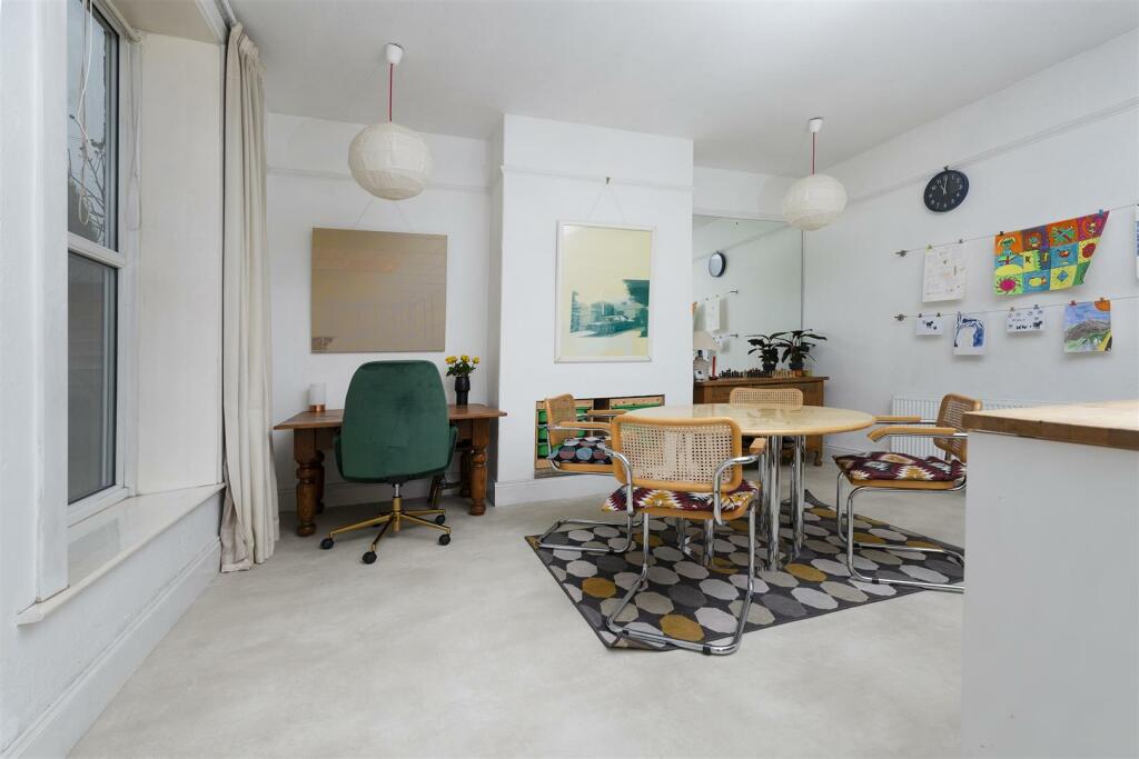 Bramleys Estate Agents - Forrest Avenue - Marsh (1