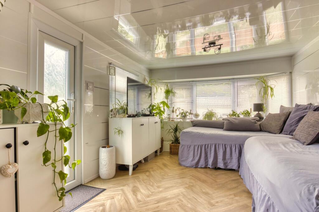 Ewemove Taunton Haygrove (9)