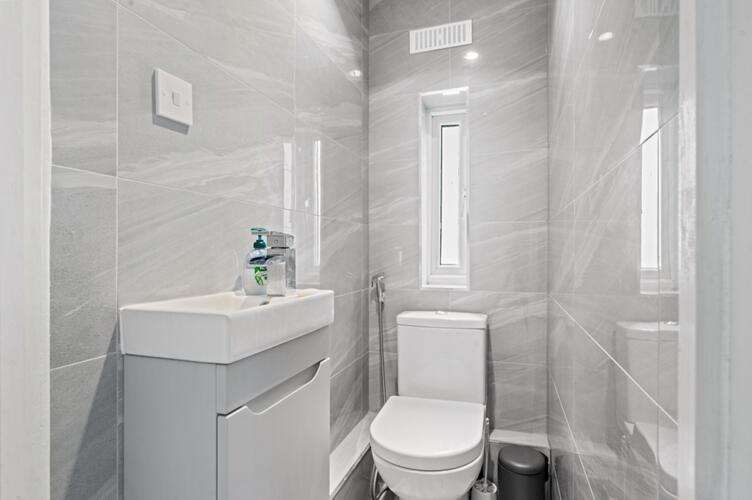 Separate Wc