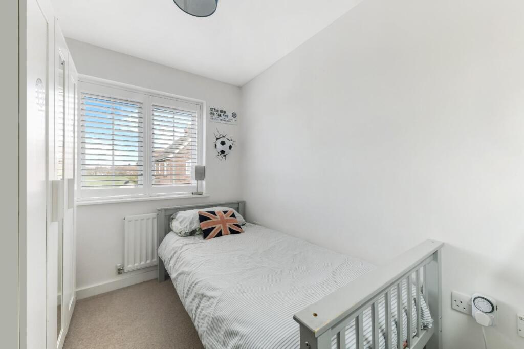 PRESTON MANOR ROAD (19).jpg