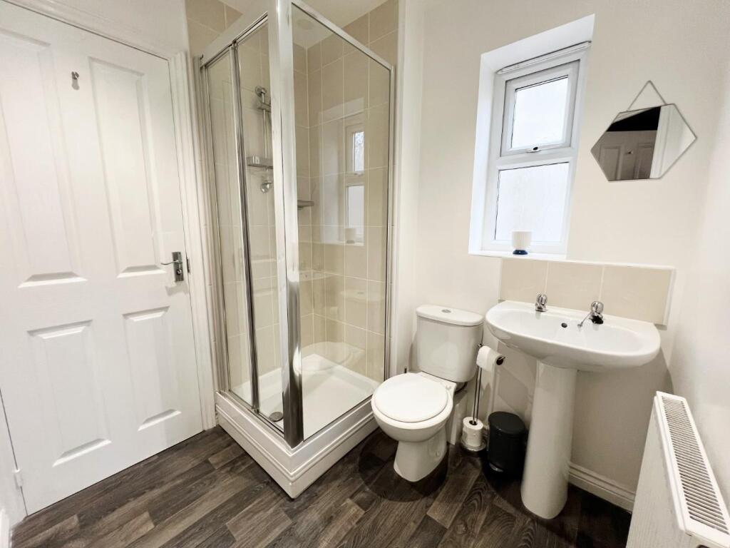 Jack &amp; Jill En-Suite