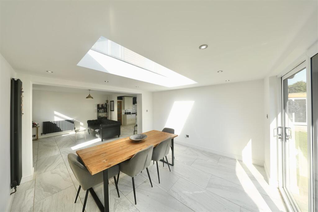 Kitchen/living/diner