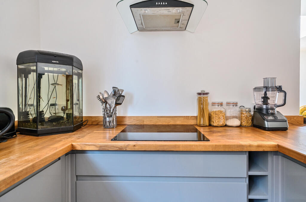 1291140-20-682492...