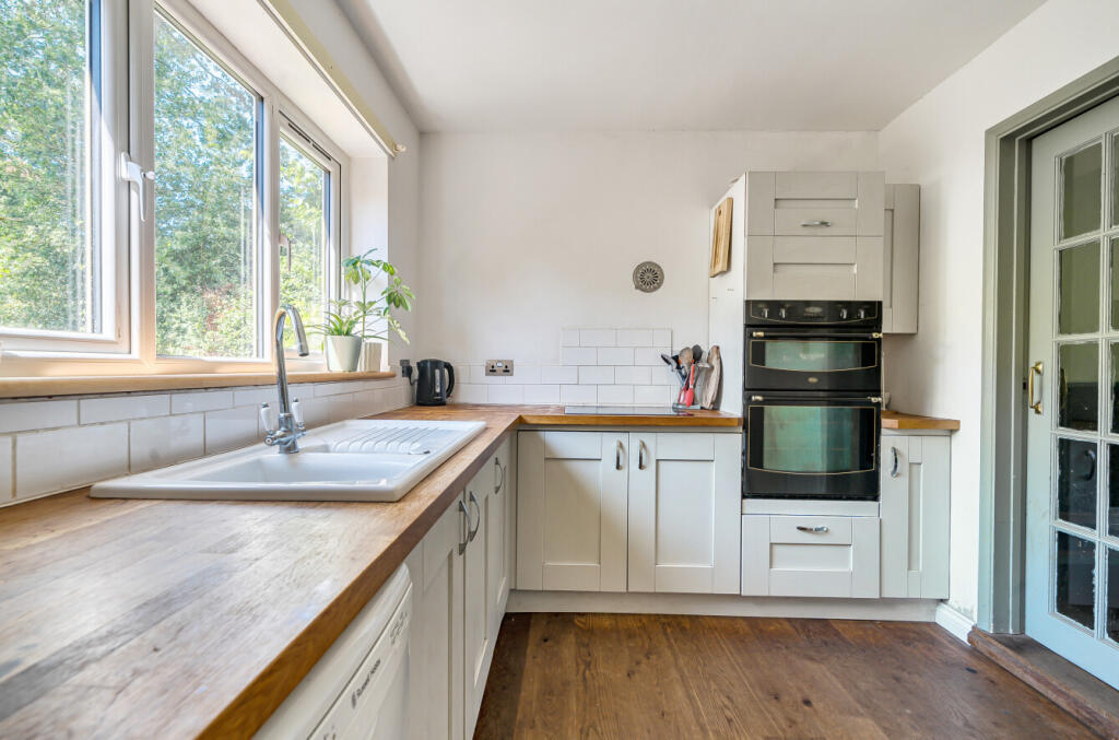 1301252-14-6862ad...