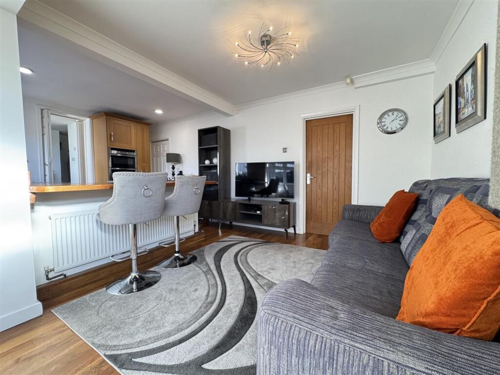 IMG_4679 (Large).JPG