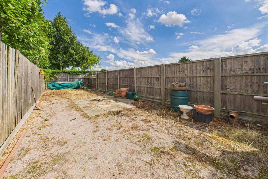 CAM02545G0-PR0450-STILL021