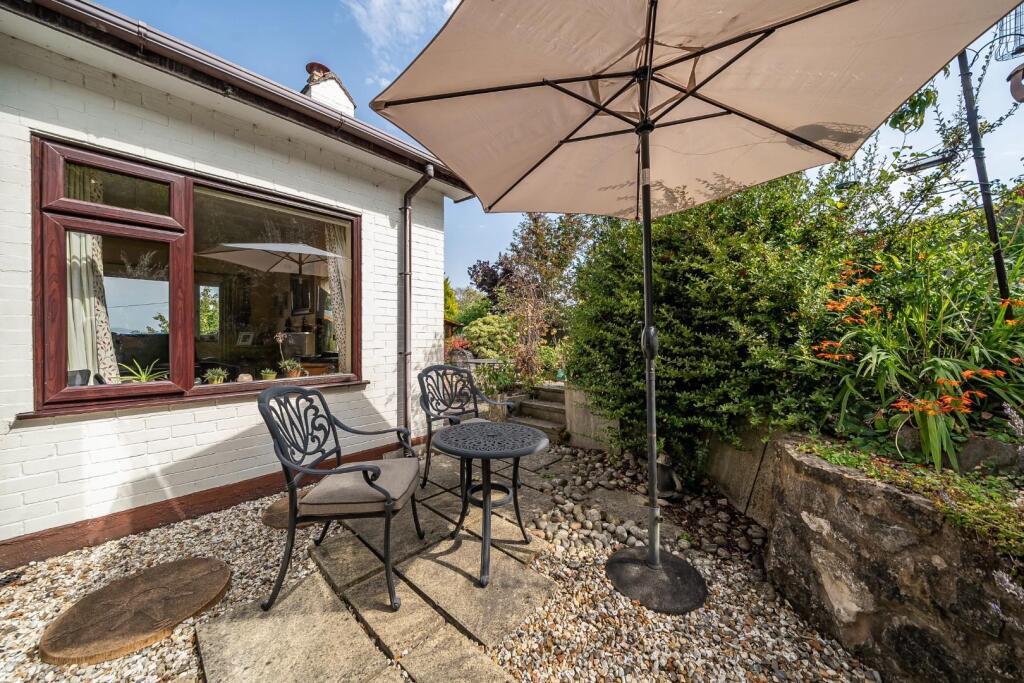 Second seating area.jpg