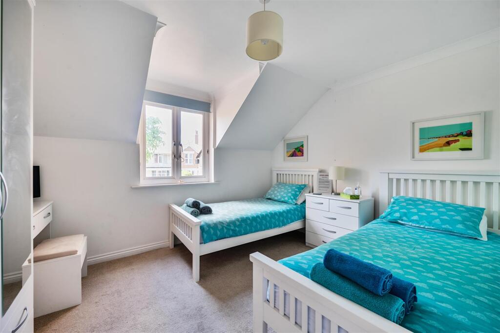 Guest Suite.jpg