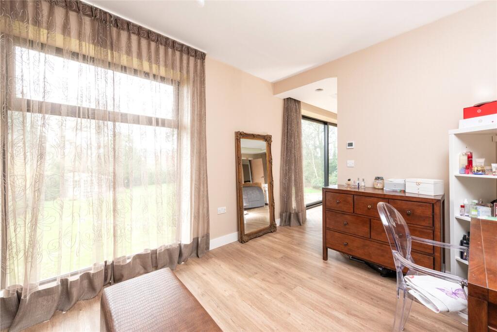 Principal Bedroom