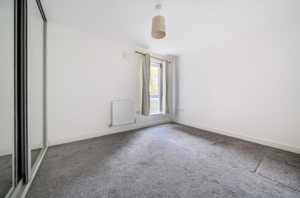 1385350-11-692737...