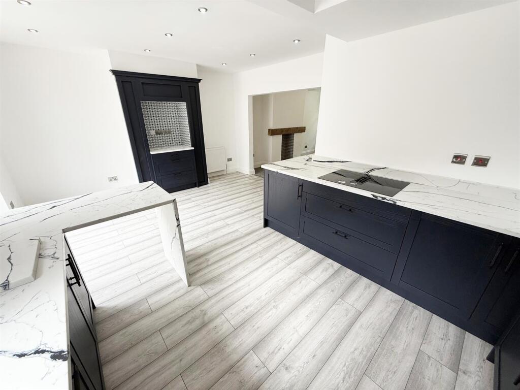 Open Plan Kitchen, Dining &amp; Sitting Room (6).jpg