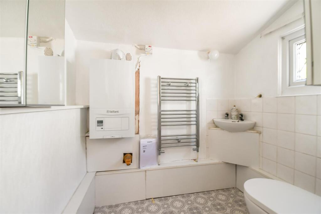 W.C Cloakroom