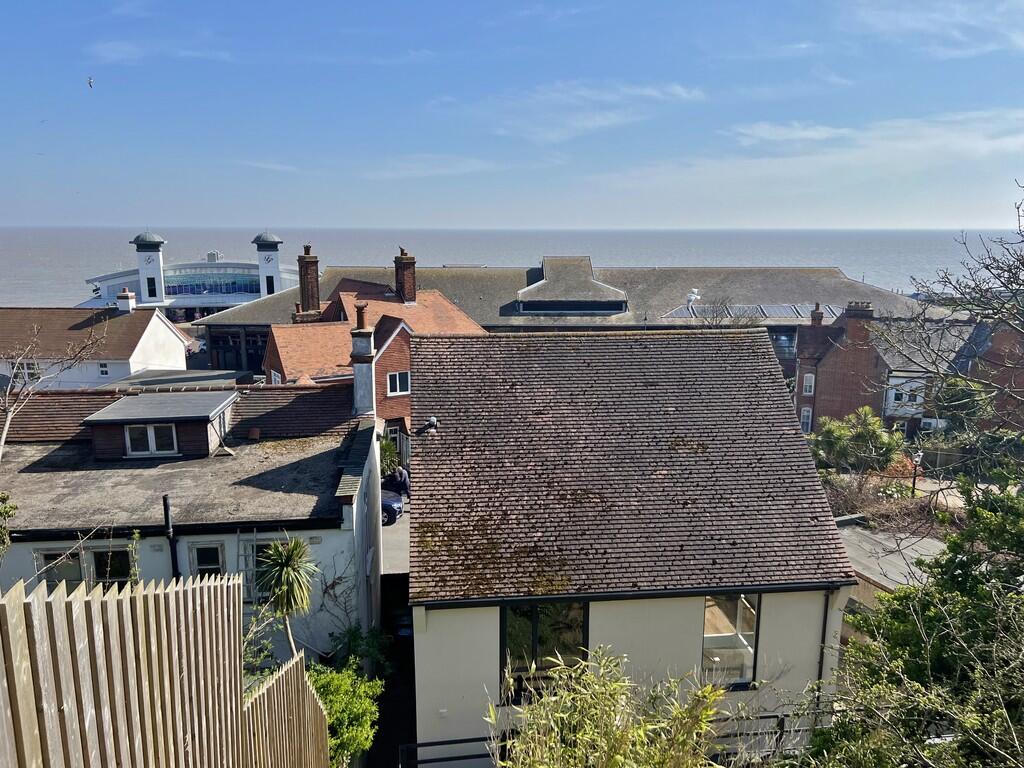 Photo 04-04-2025,...