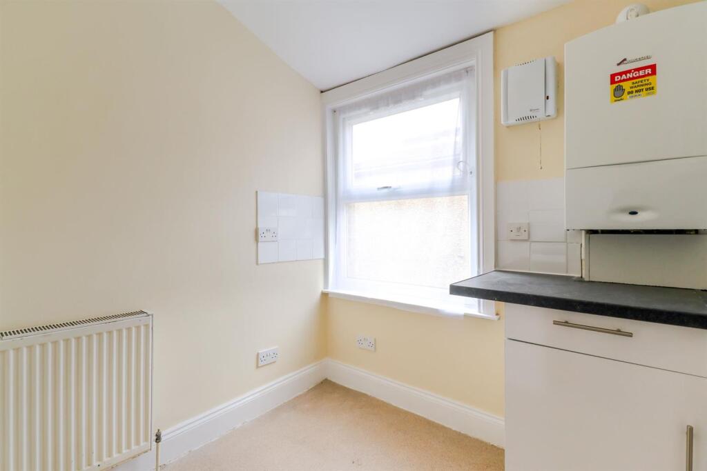 48 Fairfield Road-14.jpg