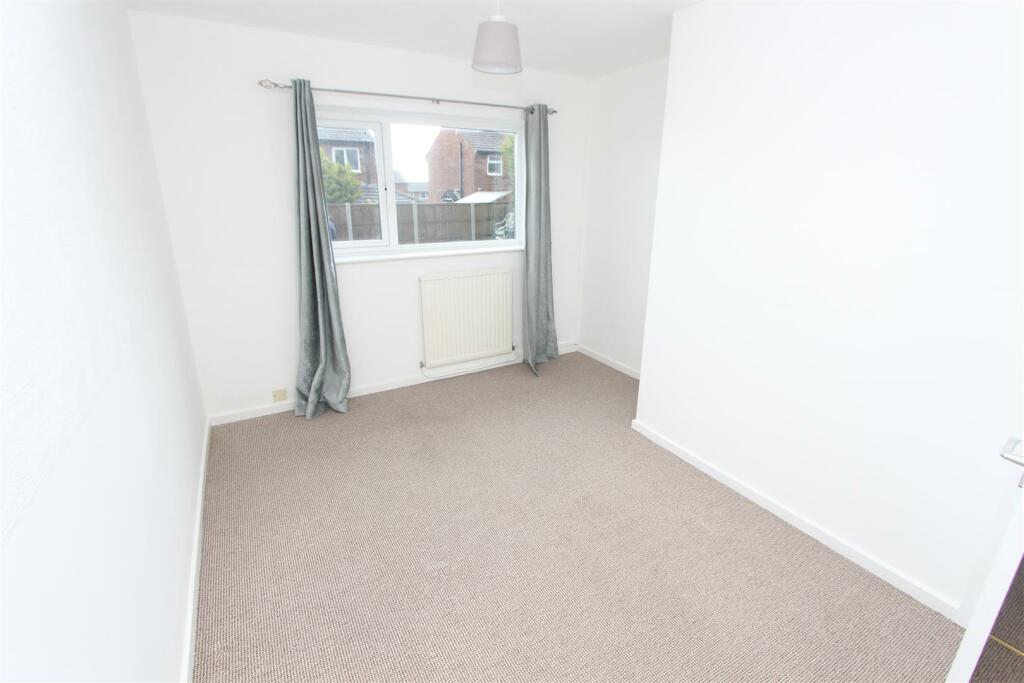 3178 d bed 1.JPG