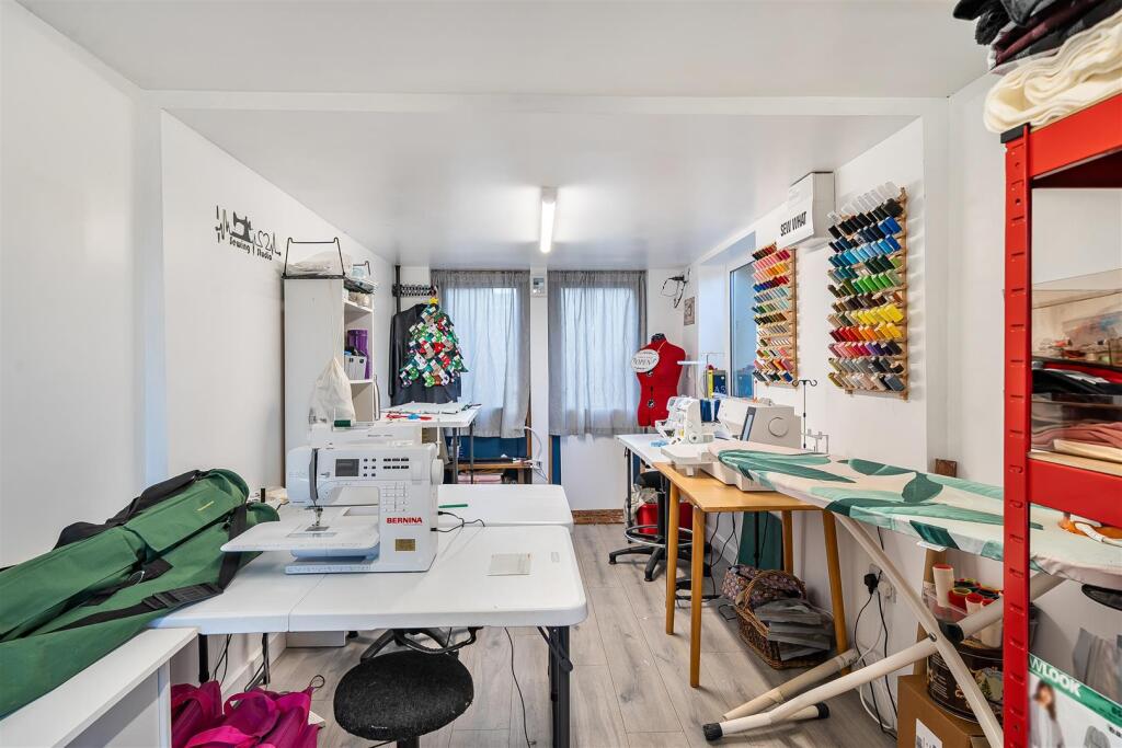 Home Office / Studio