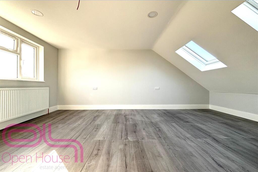 Raleigh Rd - Loft 23.jpg