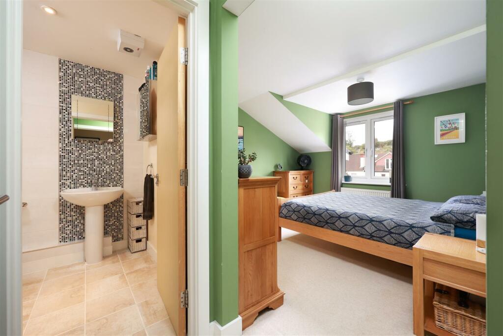 5 Linden Grange 5.JPG