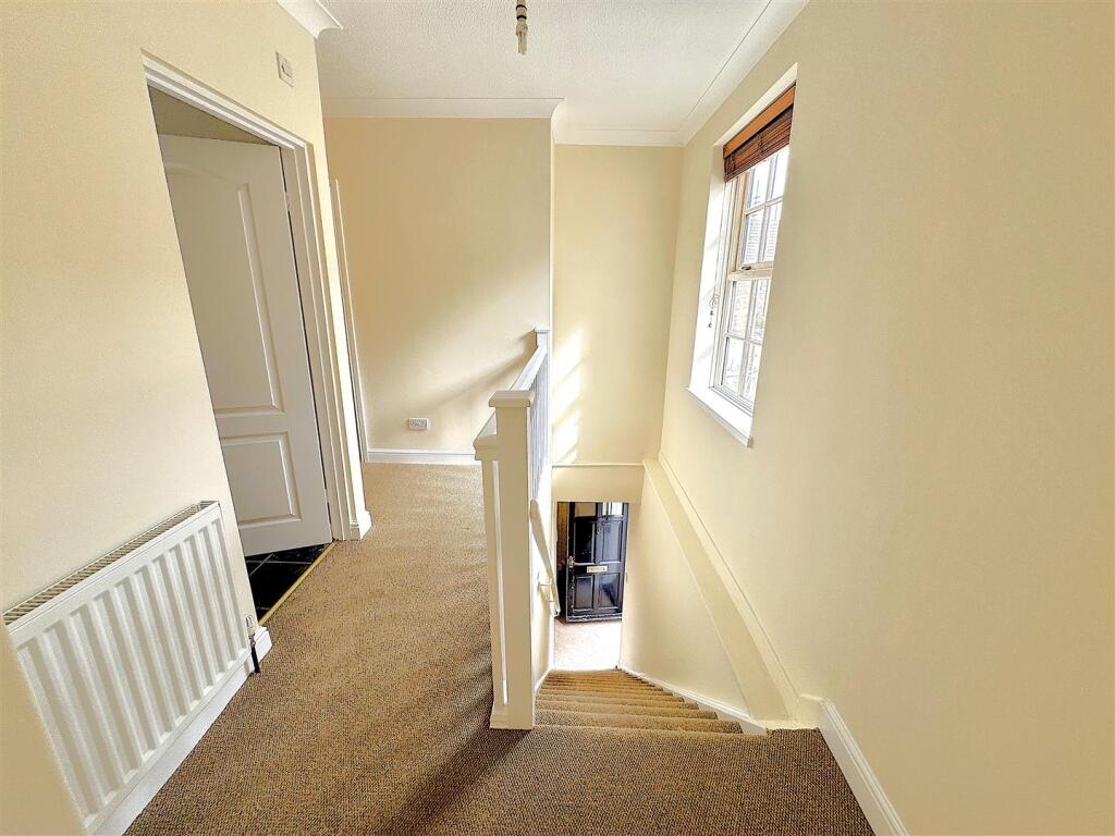 IMG_0757 Hallway.jpg