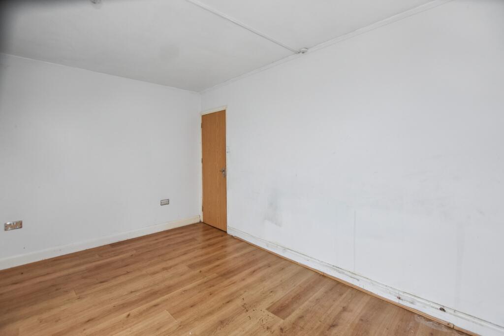 248 Tideslea Path, Thamesmead, London, SE28 0NH