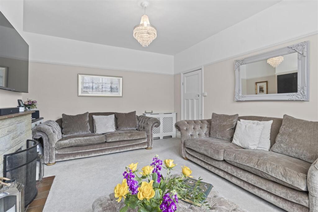 living room #4.jpg