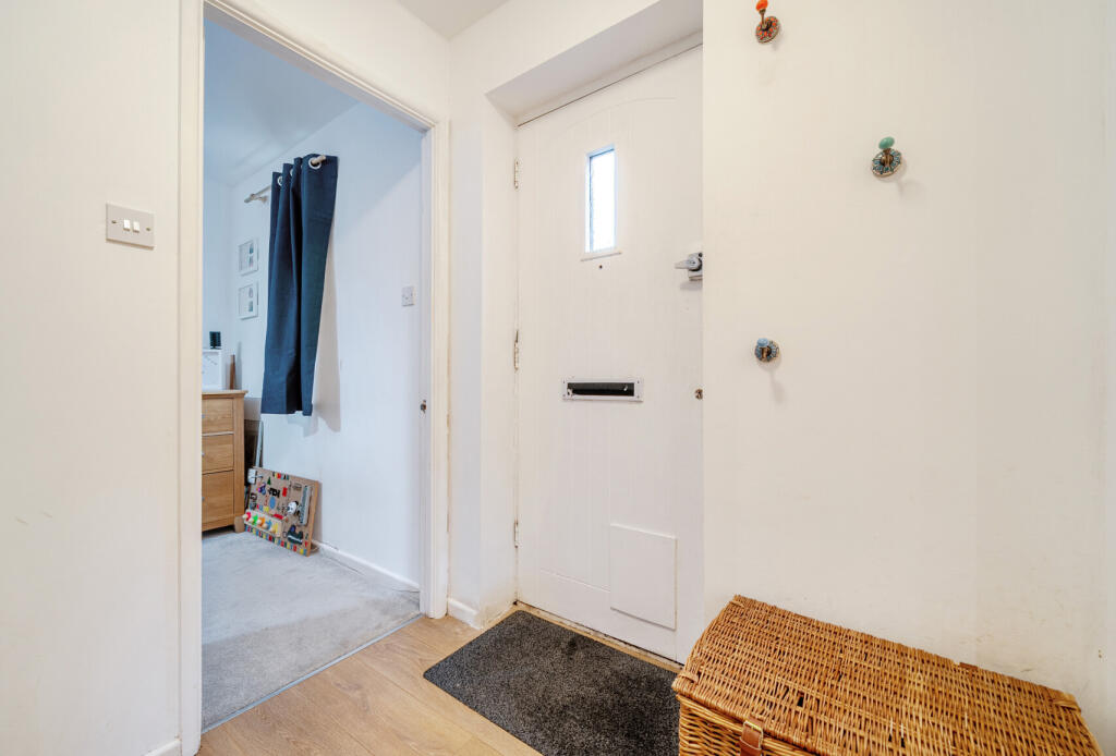 1376615-2-6911d64...