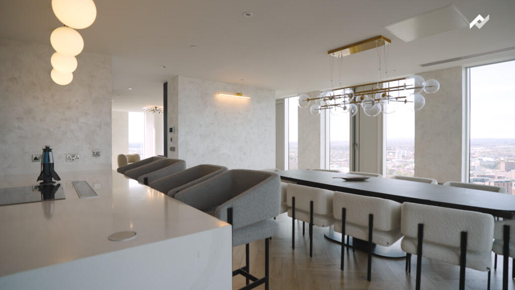 Elizabeth Tower P...