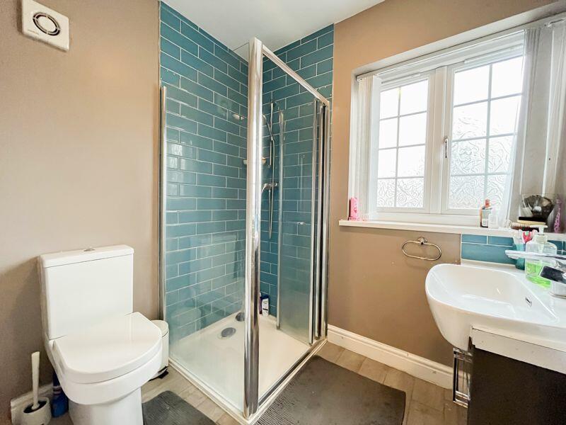SHOWER ROOM