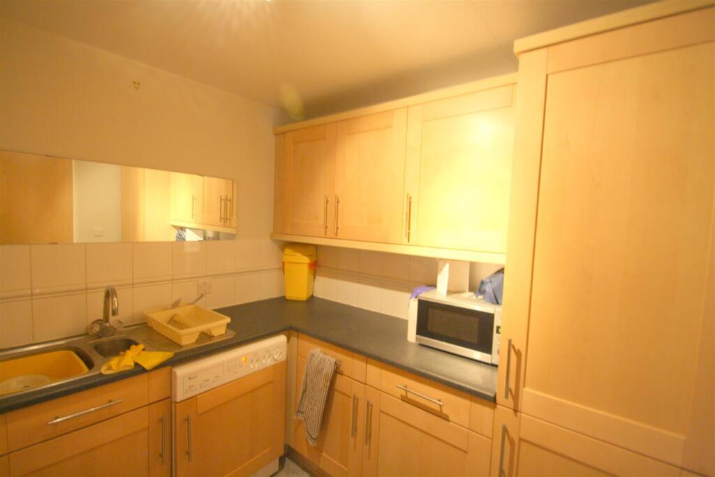 Kitchen1jpg