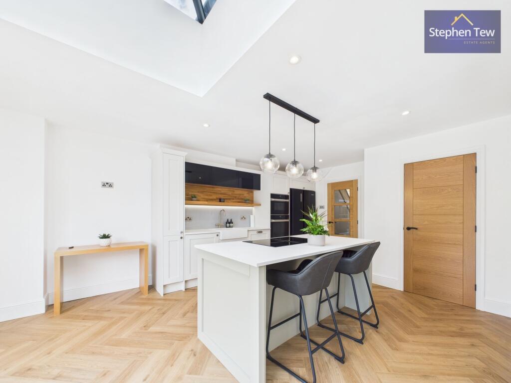 Living / Dining Kitchen