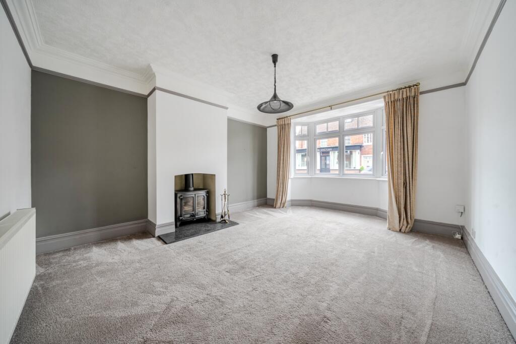 1371094-12-68f227...