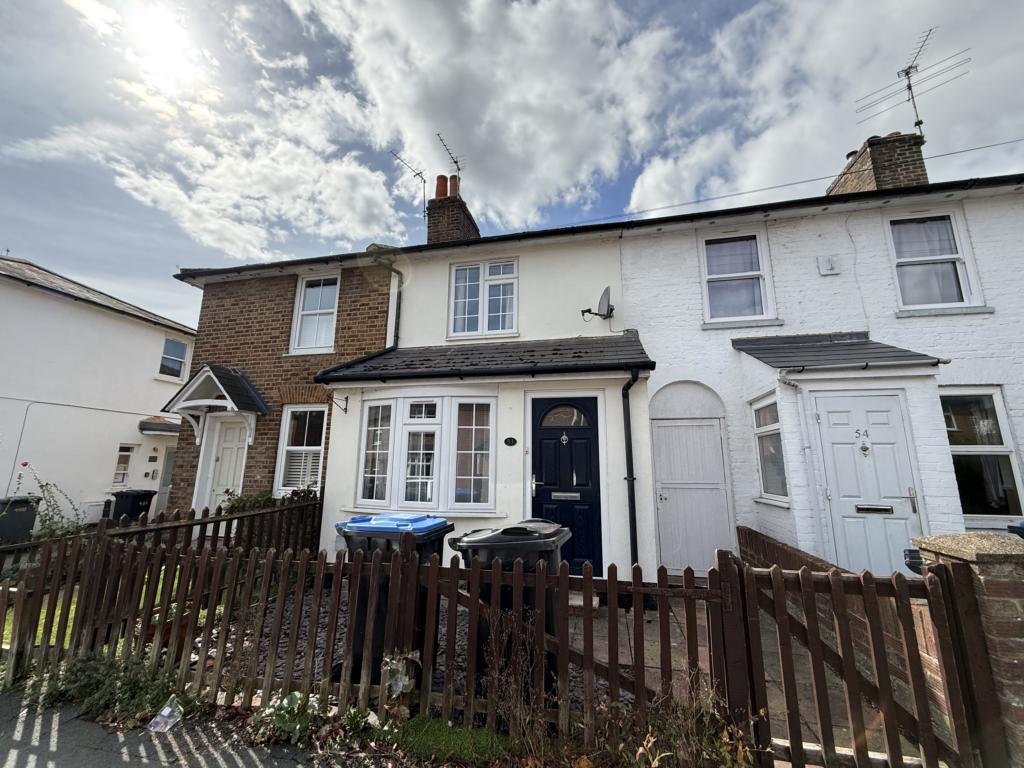 53 Harvest Road Englefield Green Egham 