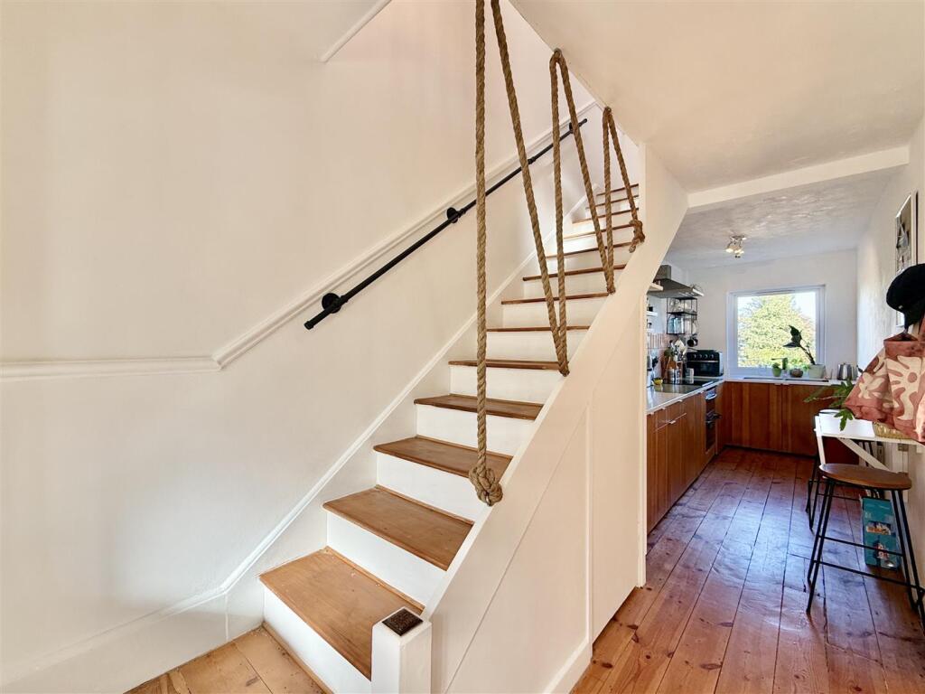 Through To Kitchen.jpg