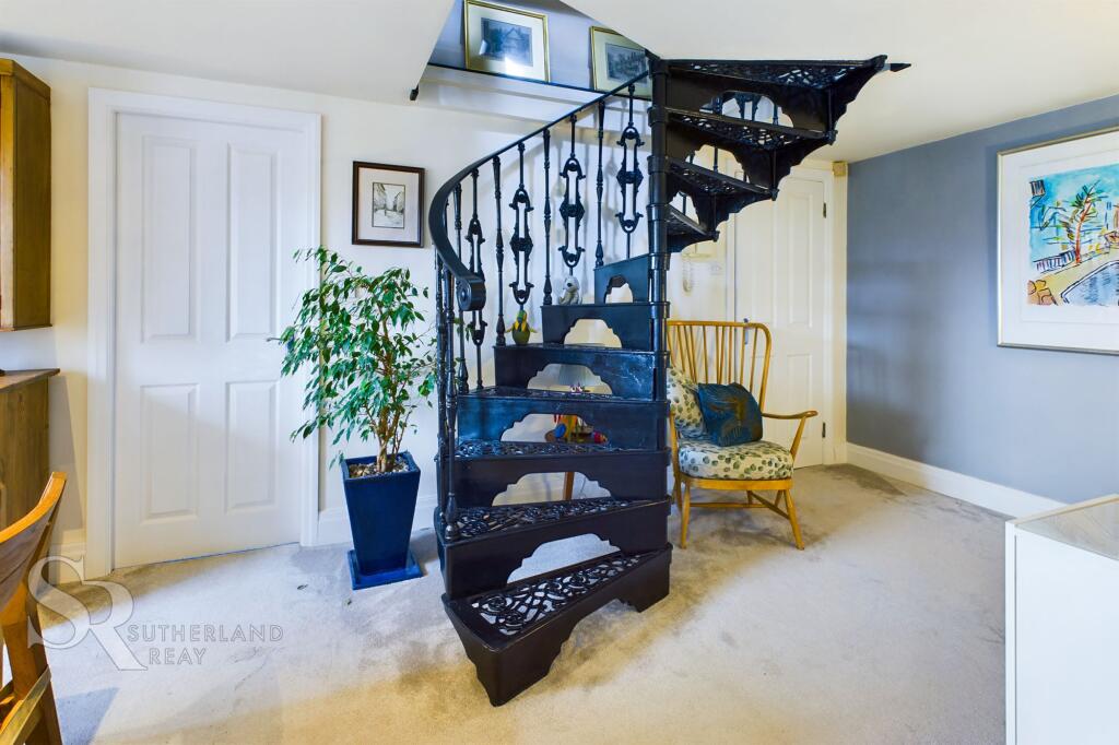 Lounge / Dining Room