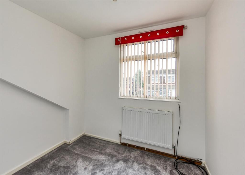 3 Chapel Close-Bedroom 3.jpg