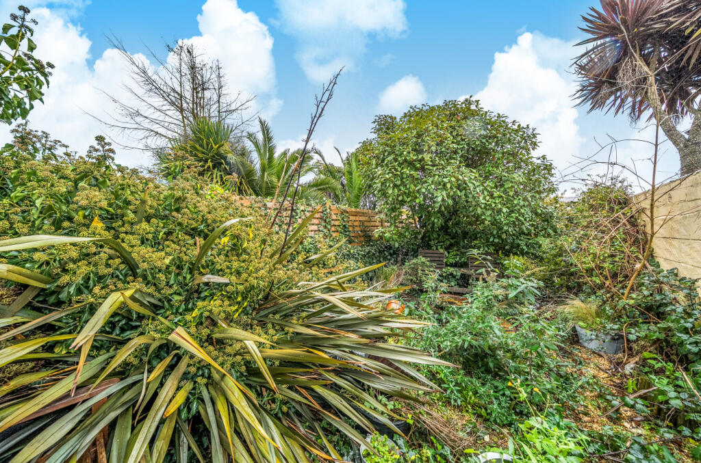 1386095-21-692860...