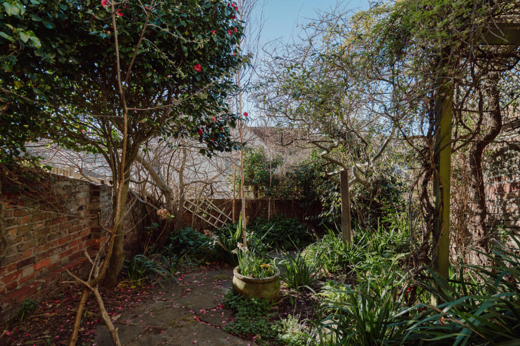 274703 - 28-TACKLEWAY-BENTINCK-HOUSE-031.jpg
