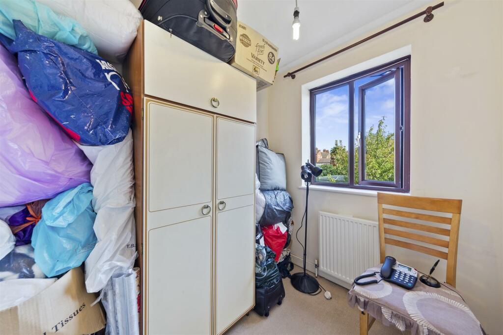Right Hand Semi Bedroom