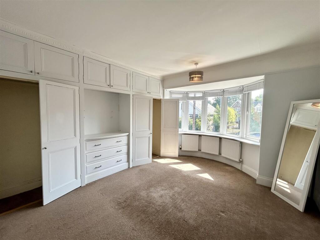 Bedroom 1.jpeg