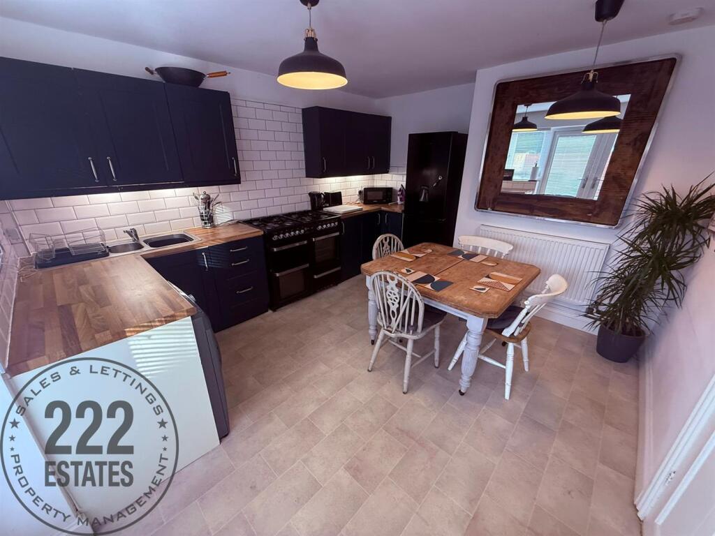 PHOTO-2025-12-16-14-20-10 (7).jpg