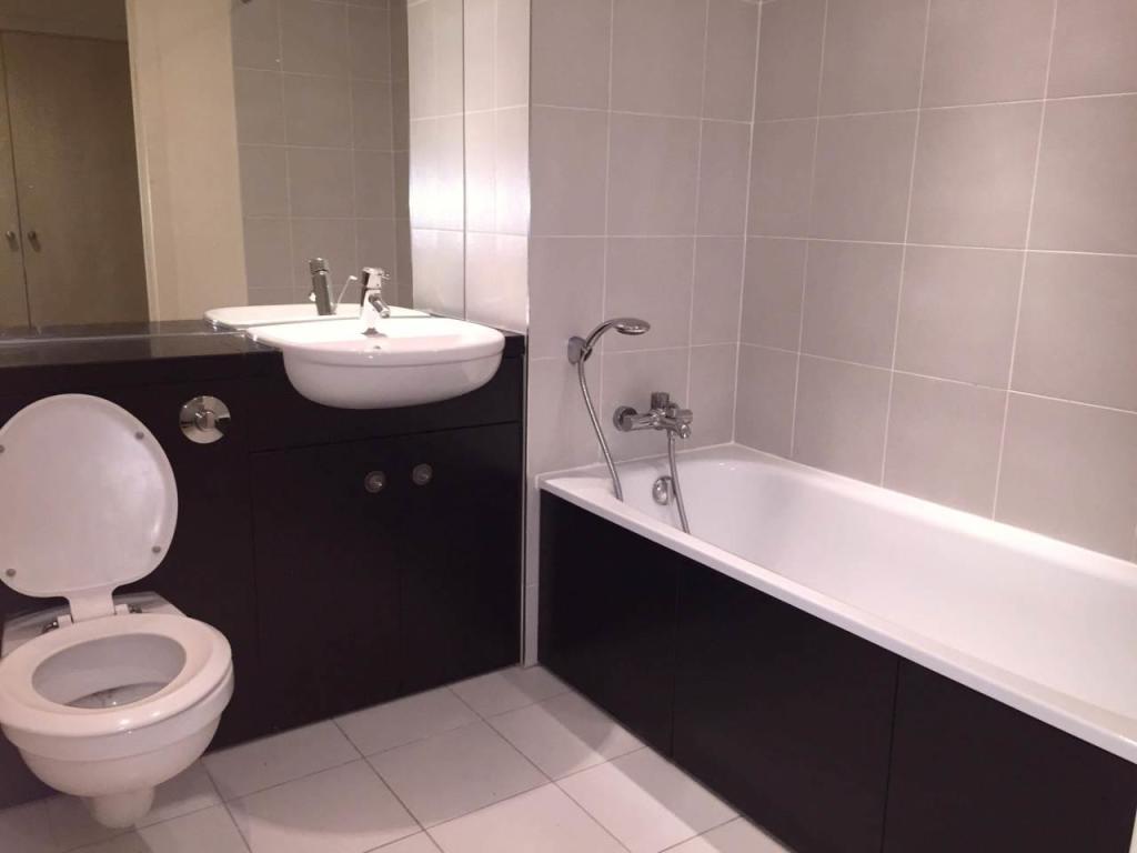 Main bathroom