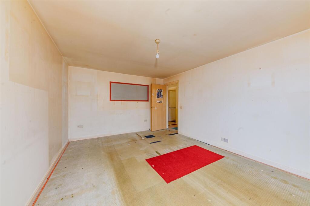 20 Allan Lane Dundee-4.JPG